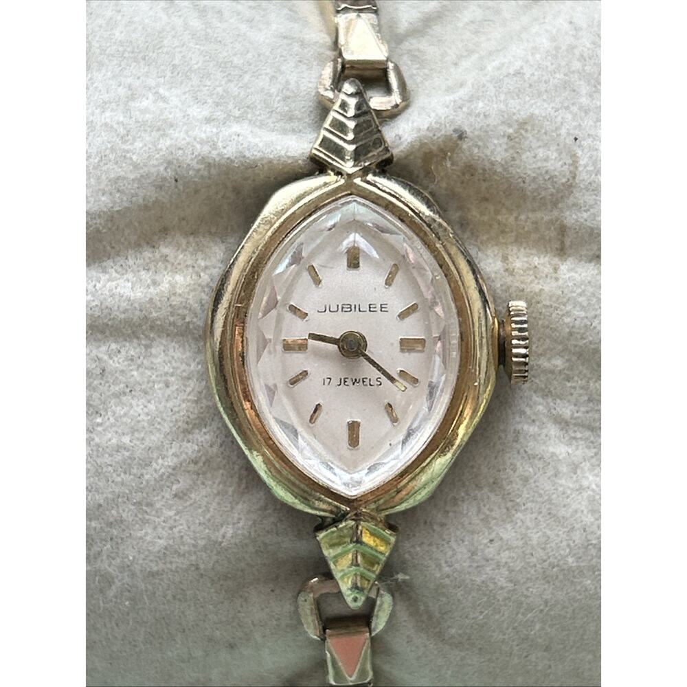 Jubilee 17 Jewels Vintage Women’s Wind Up Watch